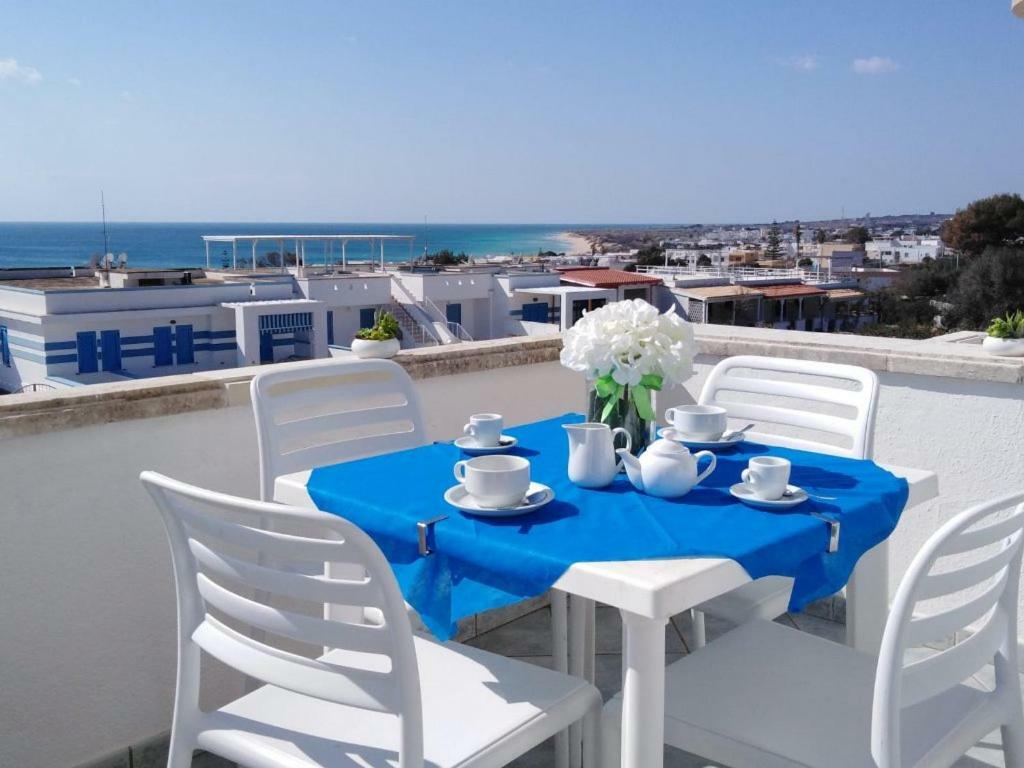 Spiaggia Bianca Apartments Torre Vado Exteriör bild