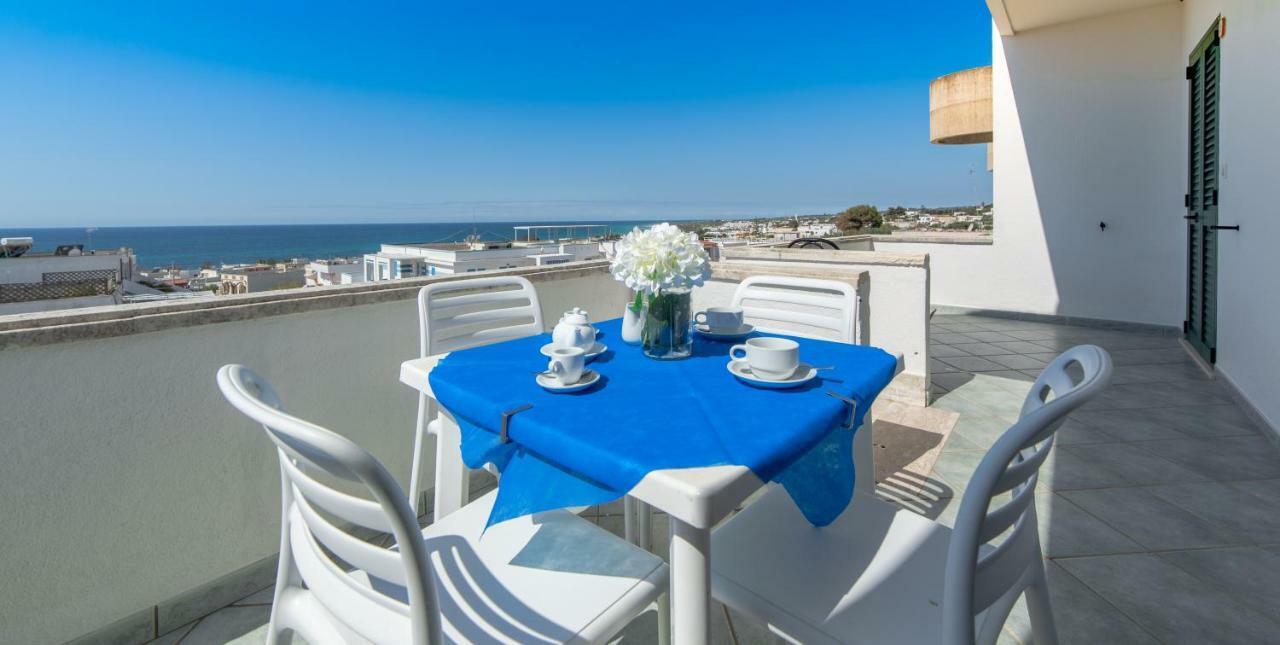 Spiaggia Bianca Apartments Torre Vado Exteriör bild